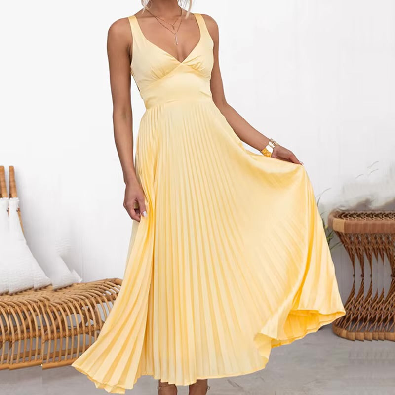 Adalina - Robe Longue Plissée Jaune A Col En V 1 + 1 GRATUIT