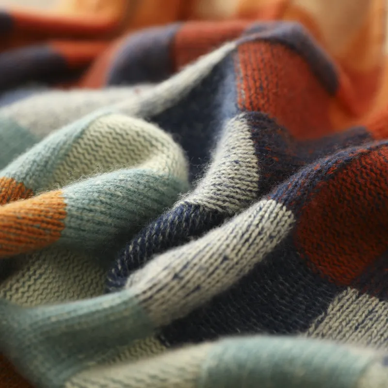 Feliz - Farverig Rullekrave Med Patchwork-Mønster