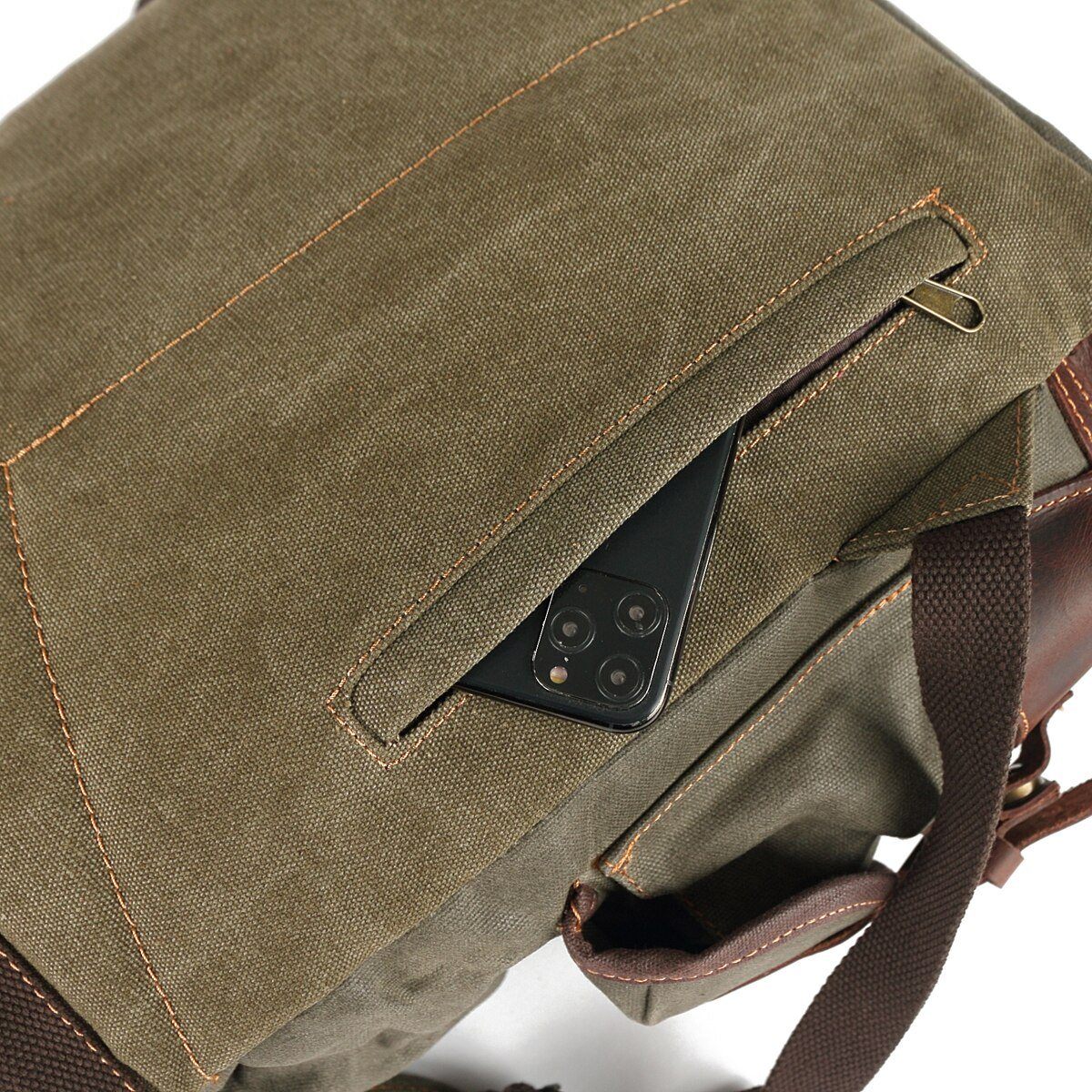 Jonathan - Canvas Hiking Backpack