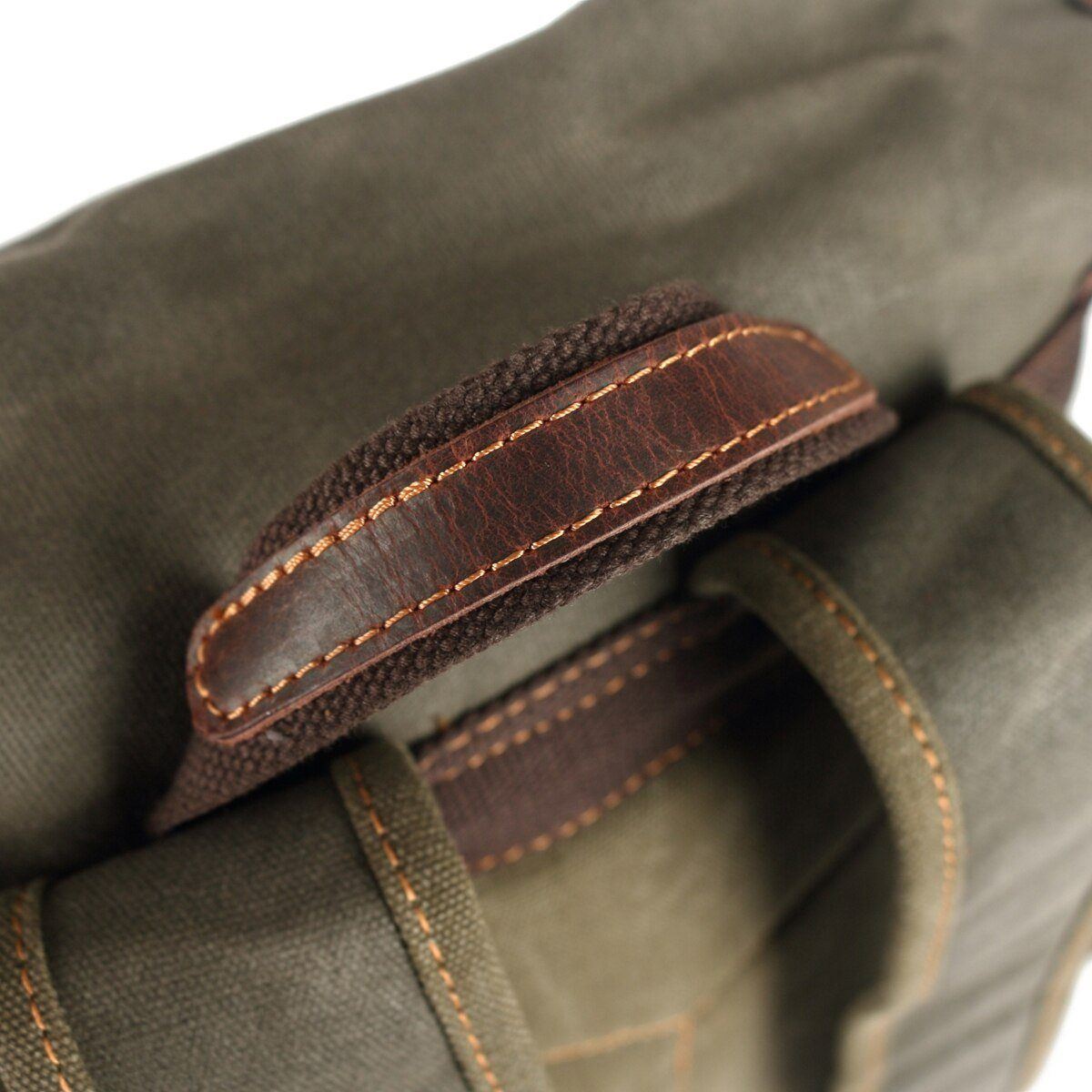 Jonathan - Canvas Hiking Backpack