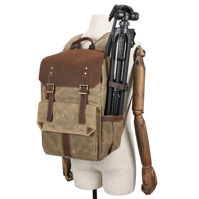 Takoto - Vintage Camera Backpack