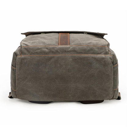 Takoto - Vintage Camera Backpack