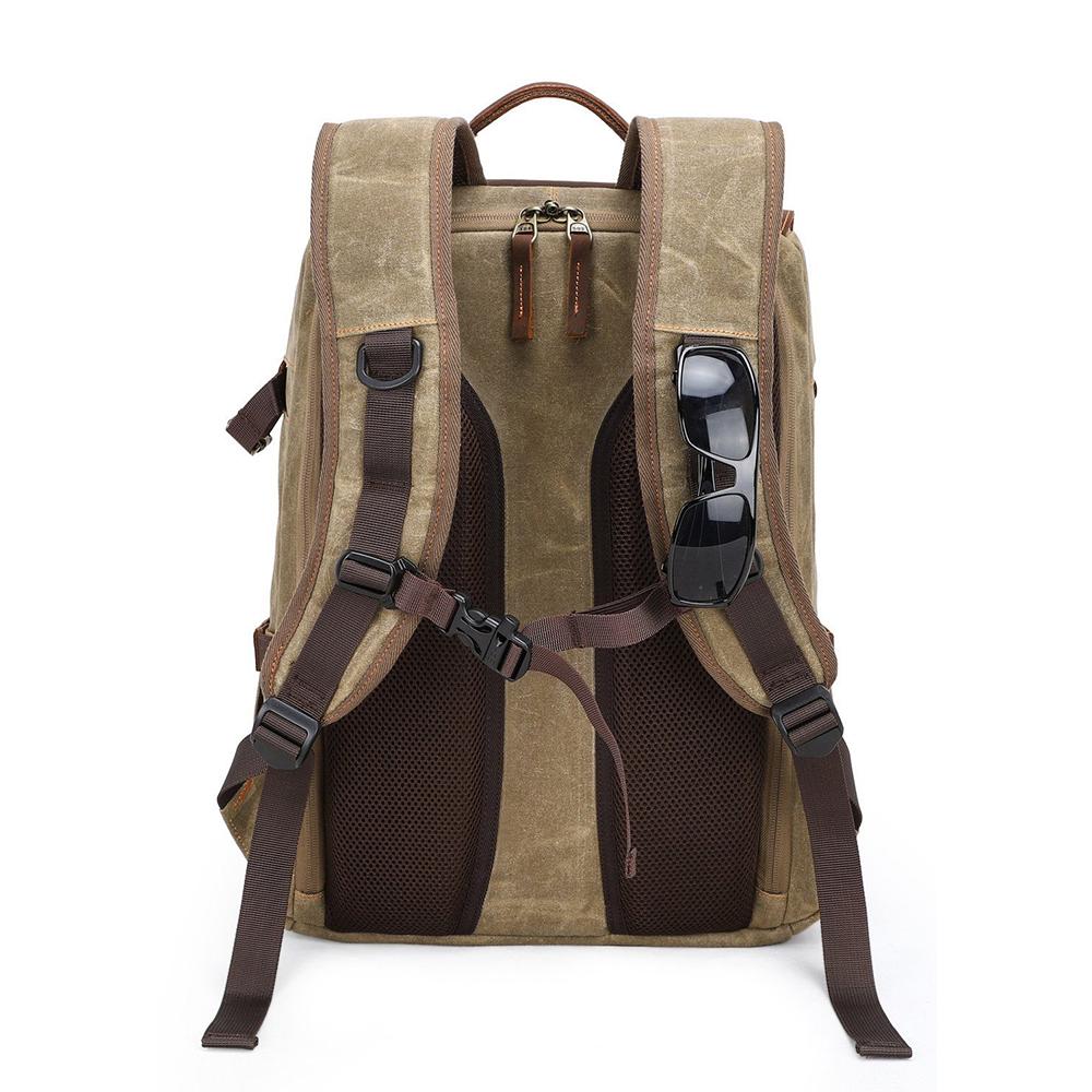 Takoto - Vintage Camera Backpack