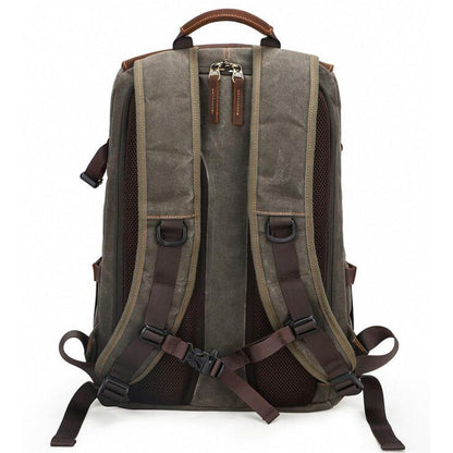 Takoto - Vintage Camera Backpack